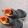 boy's Skechers shoes. Size 9.5/27 Image 4