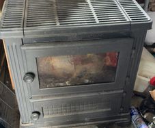 Solid fuel stove