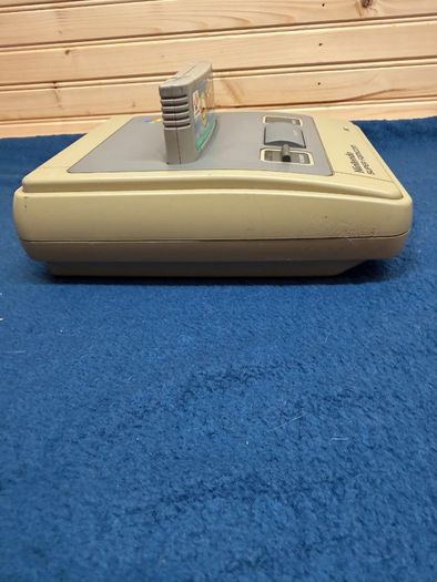 Nintendo Super Famicom Japanese SNES version with game