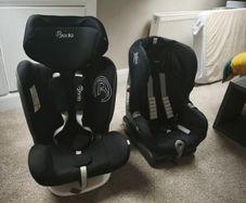 2 iso fix child car seats good condition