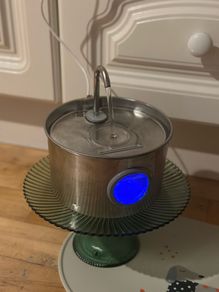 Stainless steel water fountain for pets