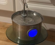 Stainless steel water fountain for pets