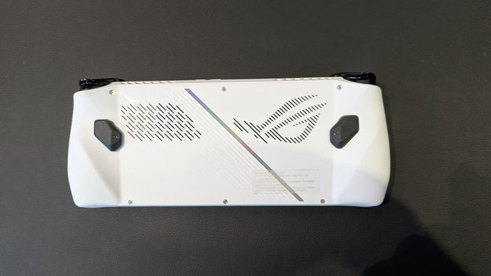 ROG Ally Z1 Extreme - Handheld Console