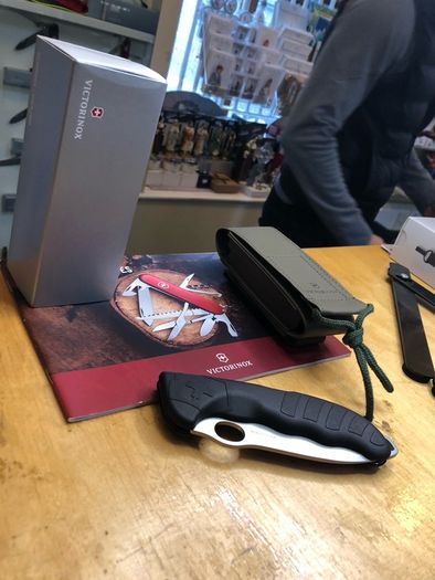 Victorinox Hunter Pro Black Camping Bushcraft tool