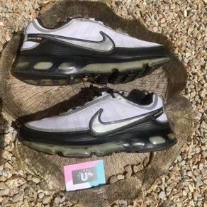 Rare Vintage Nike Air Max Black White