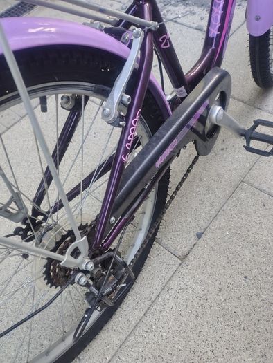 Girls 24 inch bike