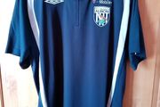 NEW. West Bromwich Albion training top, polo shirt. 06/07. Vintage 2006-07 UNWORN NEW WITH TAG . Size L Large. genuine Umbro WBA football training polo shirt top baggies premiership.