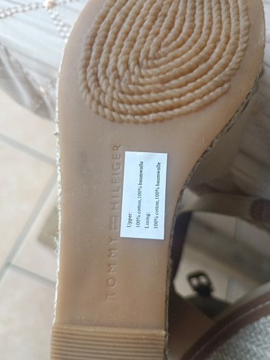 Tommy Hilfiger beige canvas straw wedges sandals latest fashion 4 4.5 5? New