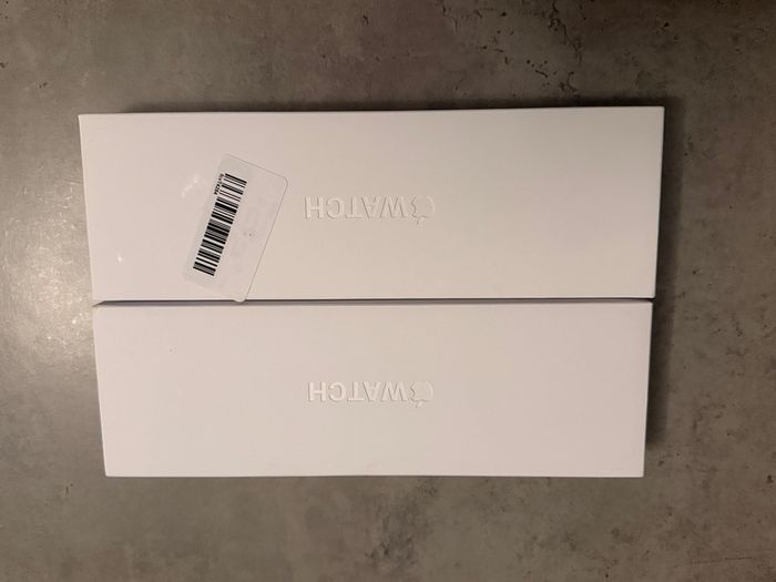 Apple Watch Series 12 42mm Bronze Al Olive (BRAND NEW)