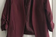 Ladies Burgandy / Wine Blazer: Size 10 - AS NEW
