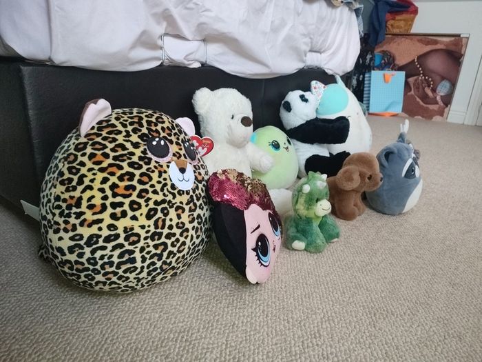 Squish mellow teddies perfect condition.