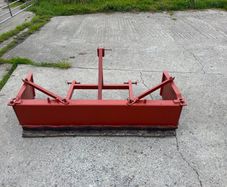 Yard scraper