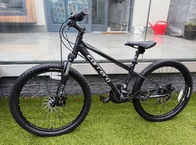Carrera Vengeance Junior 24" wheel XS extra small 13" frame 8-12 years