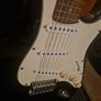 fender squier strat standard Image 4