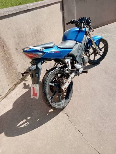 honda cbr 125r