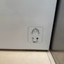 Logik 142L chest freezer Image 4