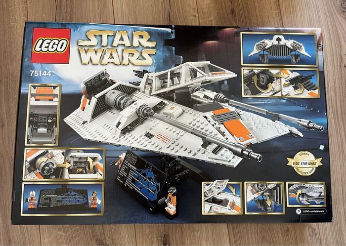 Lego Star Wars - UCS Snowspeeder 75144