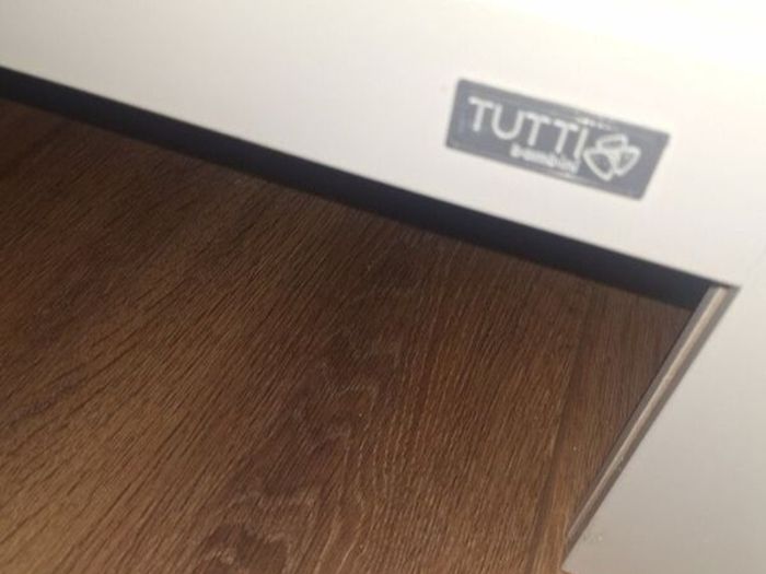 Cot bed