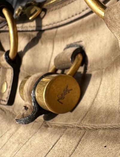 YSL (Yves Saint Laurent) Muse bag
