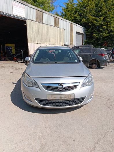 Breaking Opel astra 2011 1.3cdti