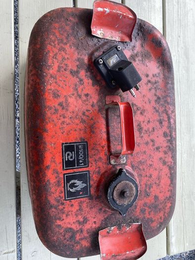 Boat fuel tank