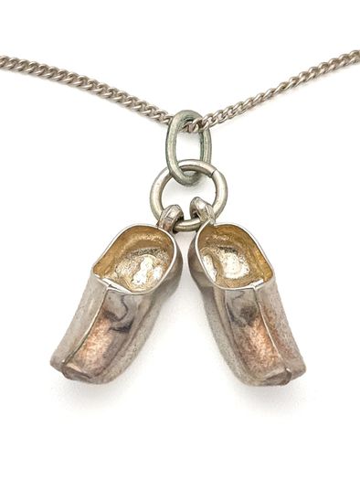 Vintage 925 Sterling Silver Chain & 835 Silver Dutch Clogs Charms