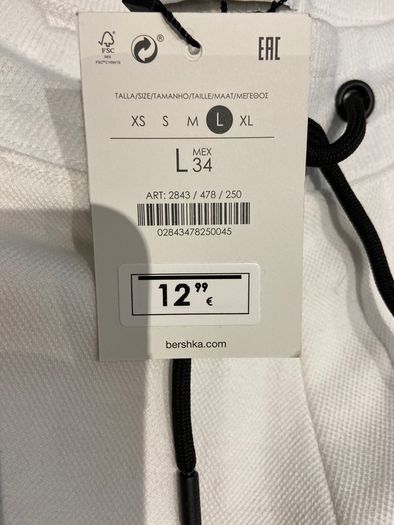 BNWT White Bershka Shorts Large