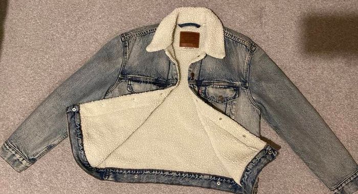 Denim Jacket (Levi's ) origainal