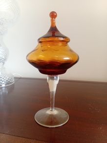 Vintage Italian Empoli Amber Glass Lidded Candy Dish / Apothecary Jar, dating to the 1960s or 1970s
