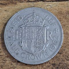 Great Britain UK 1962 Half Crown Elizabeth II Coin - free standard postage