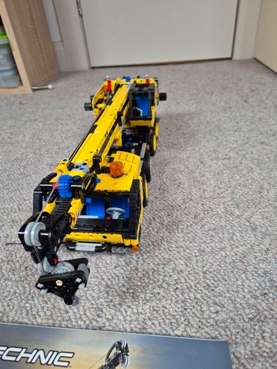 Lego Technic 42108 Mobile Crane