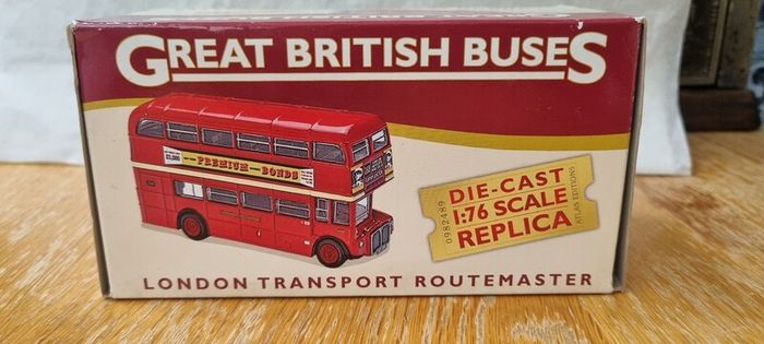 Diecast model BUS