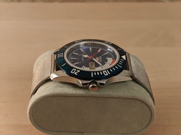 seiko 5 automatic