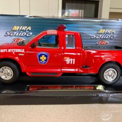 Ford F150 Fire Truck 1/18 rare