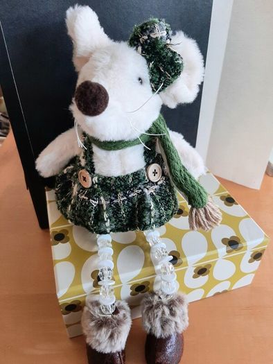 2026 Sitting mouse BNWT