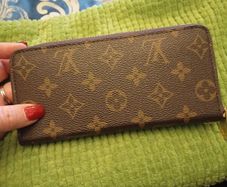 LV wallet