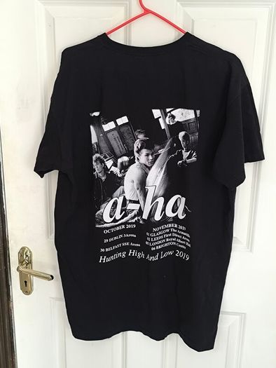 Aha concert t shirt size XL