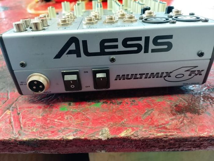 alesis