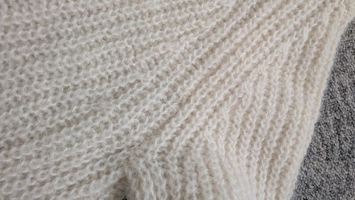 H&M Premium Wool Jumper (XS/S)