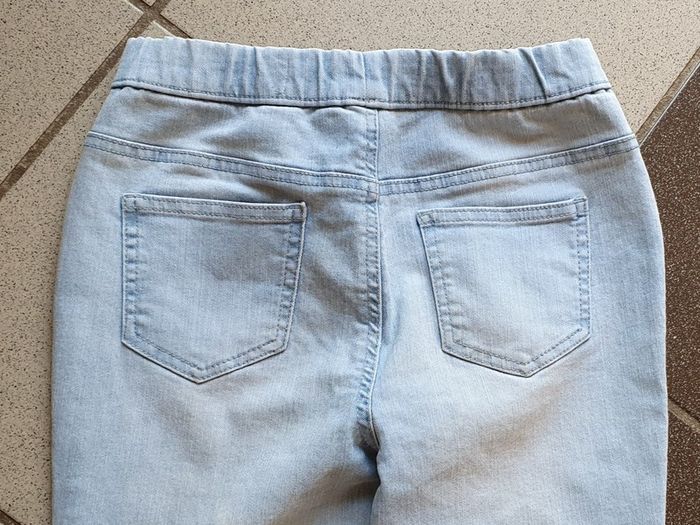 As New - Age 10 Years - A Lovely Pair of Faded Denim Jeggings - Excellent Condition  - Read Carefully