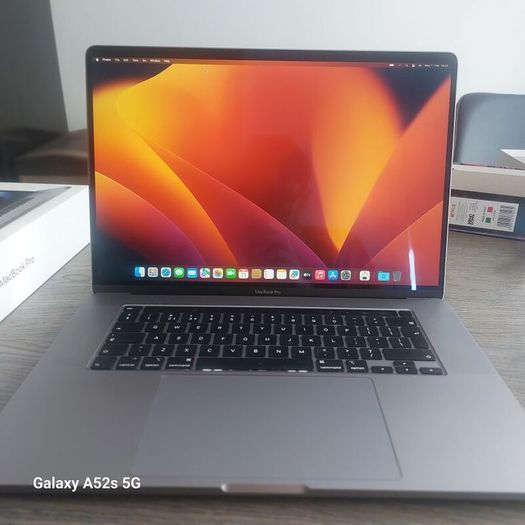 MacBook Pro 2019 2TB