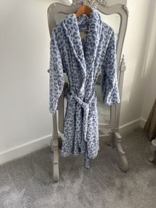 BNWT Cosy Dressing Gown size M