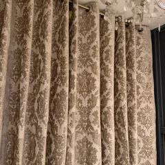 Beautiful high quality curtains 90" drop