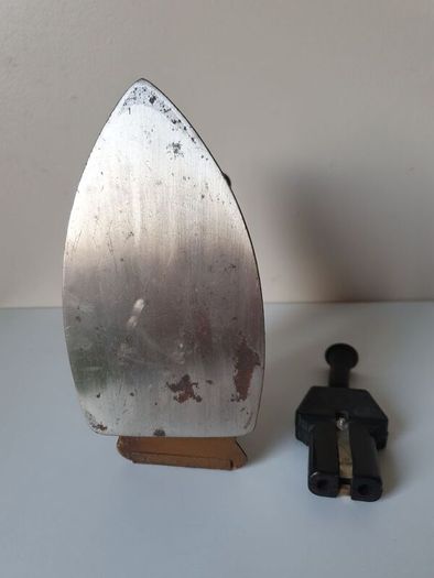 Antique Electric Iron