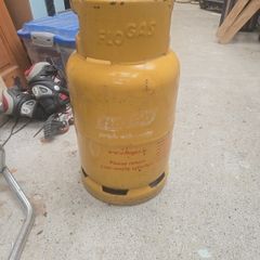 gas cylinder