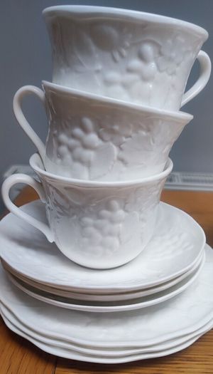 Wedgwood Strawberry and Vine