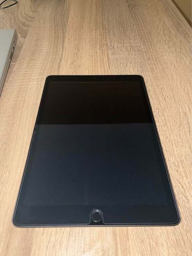IPad 9th Gen 64GB - Like New