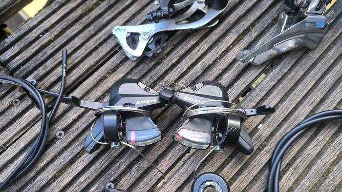 bike parts Shimano acera and hydraulic disk brakes