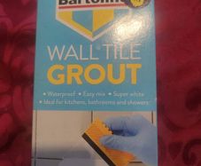 Wall tiles grout