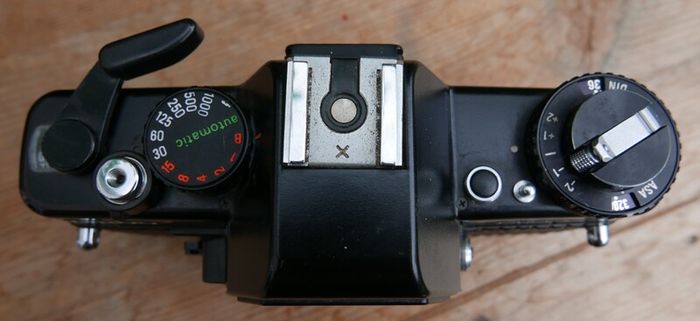 RARE Praktica B200 35mm Film SLR Camera HOIA 49mm Lens ( works well)